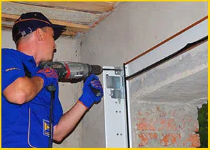 Elite Garage Door Service Sun City Center, FL 813-328-2466 - 11-install